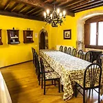 Castillo Valdes 2* סאלאס