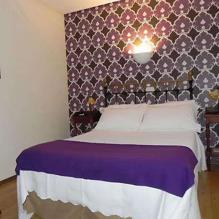 Castillo Valdés Hotel 2*