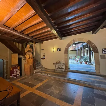 Hotel Castillo De Valdés Salas