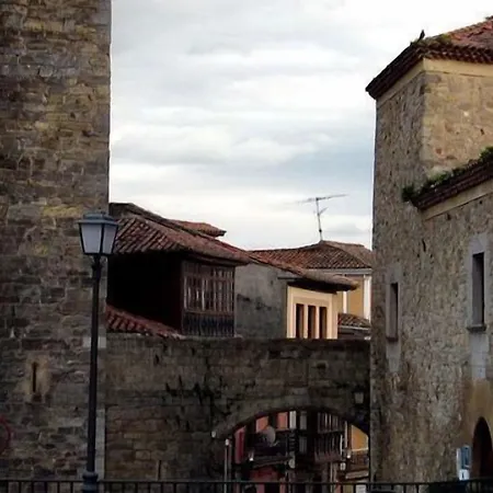Castillo Valdes