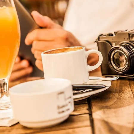 Castillo Valdes Hotel 2*