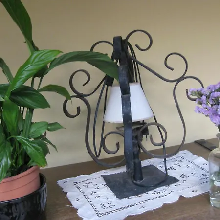 Castillo Valdes Hotell 2*