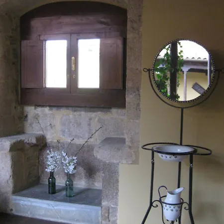 Castillo Valdes Hotel 2*