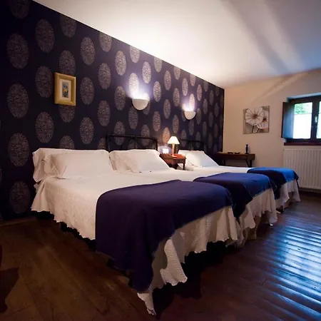 Castillo Valdes Hotel