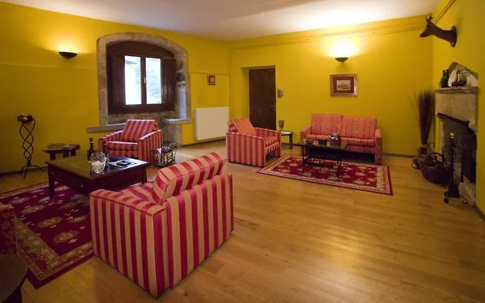 Castillo Valdes Hotel