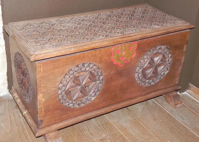 Castillo Valdes Hotel